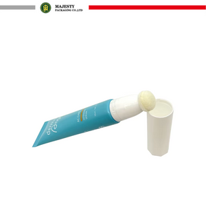 Venta caliente tubo redondo vacío tubo de rubor líquido resaltado líquido contorno líquido apretón suave tubo de PE con cepillo para maquillaje