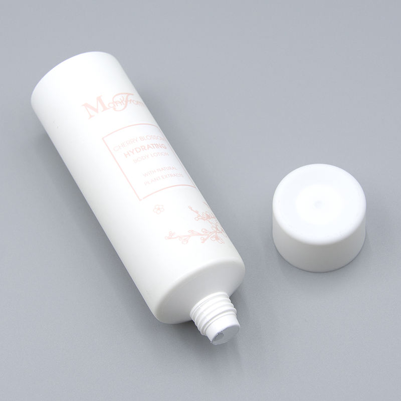 Tubos de embalaje de crema de manos cosmética de PE suave mate respetuosos con el medio ambiente para mascarillas faciales de lavado de cara para el cuidado de la piel con espacio para serigrafía
