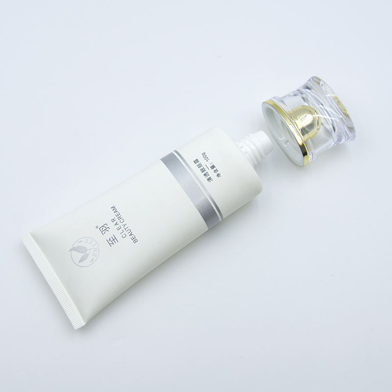 Tubo de plástico de compresión suave OEM120ml para loción corporal, champú limpiador y protector solar con tapa de rosca, esencial para lavado de cara cosmético