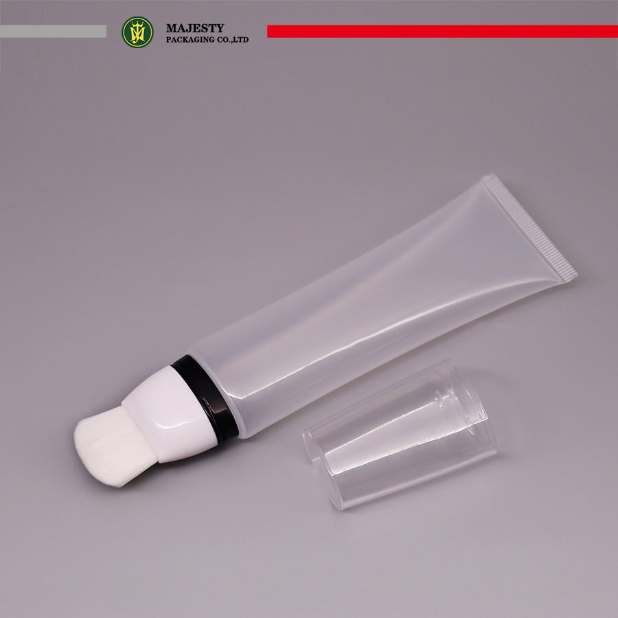 Tubo de plástico vacío personalizado con aplicador de cepillo suave para tubo de base cosmética