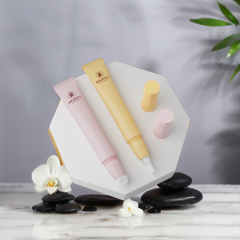 Empaquetado plástico vacío del tubo del labio de los tubos 10ML 15ML 20ML de la crema del ojo del apretón de encargo