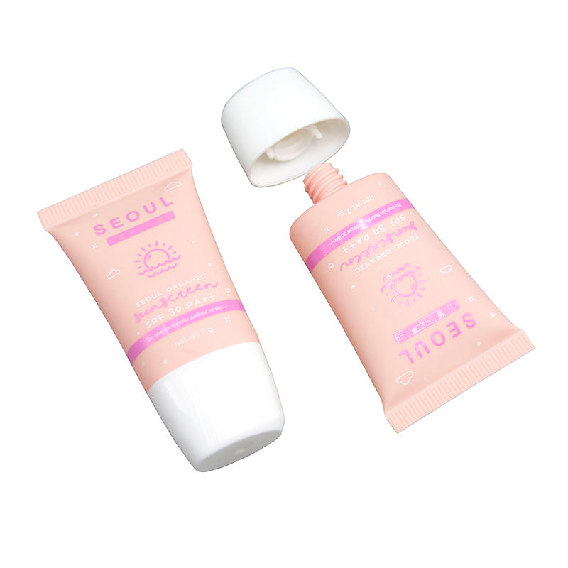 Logotipo personalizado Squeeze Cosmetic Tubo de plástico vacío Base de mano suave para el cuidado de la piel facial Mini loción de crema solar