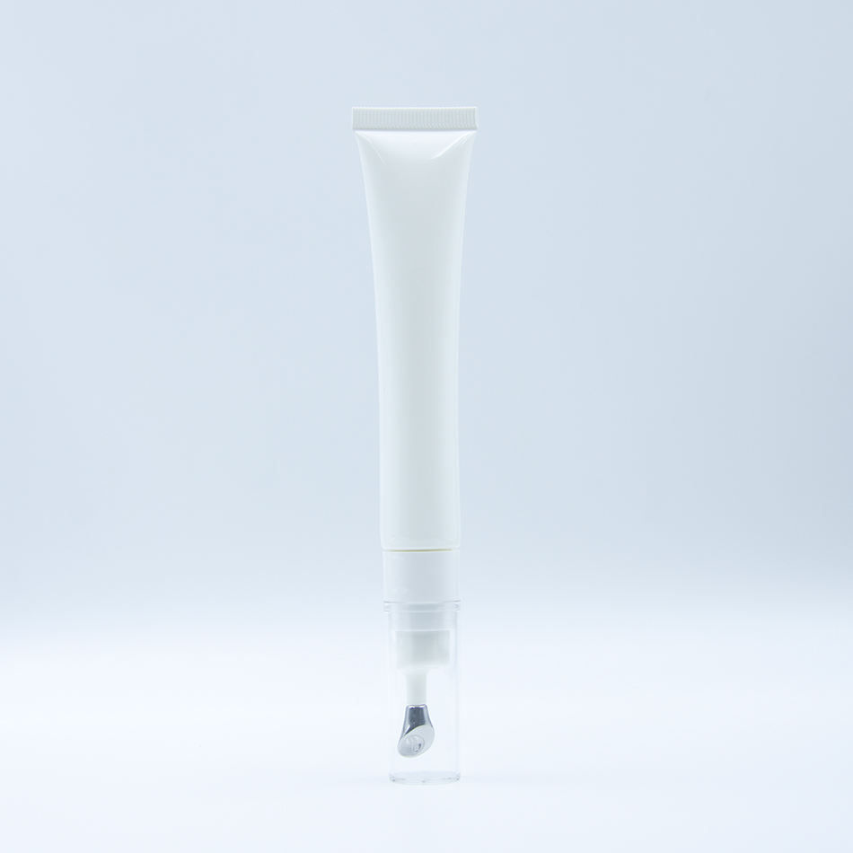Envase cosmético vacío de alta calidad personalizado, tubo de esencia de crema para ojos de aleación de Zinc con logotipo personalizado, cabezal de masaje vibratorio, 20ml