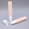 Aplicador de bomba de tubo exprimidor de plástico suave de PE de 8 ~ 15ml para base de maquillaje crema de protección solar loción BB crema uso cosmético