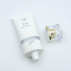 Tubo de plástico de compresión suave OEM120ml para loción corporal, champú limpiador y protector solar con tapa de rosca, esencial para lavado de cara cosmético