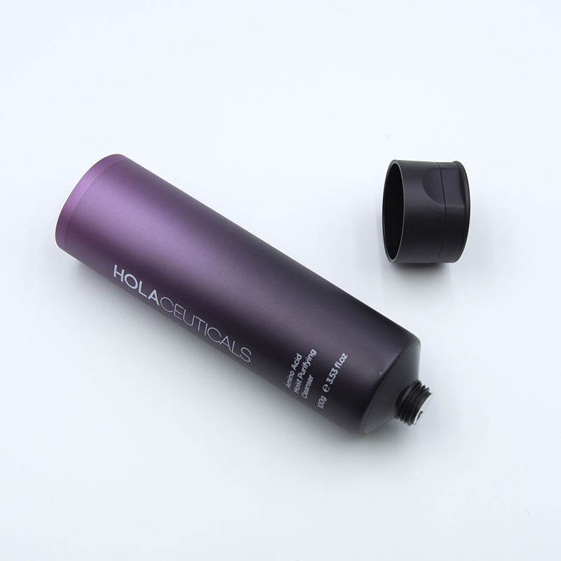 Tubo cosmético de plástico de fábrica para loción, crema de manos, limpiador facial, protector solar con tapa abatible