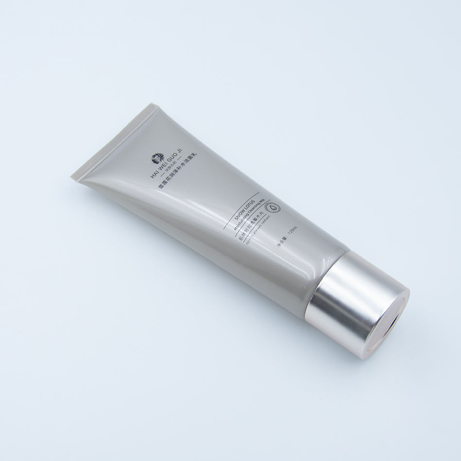 Venta al por mayor de tubos de plástico de compresión suave personalizados, 60ml, 100ml, 120ml, envases vacíos de PE, limpiador facial, protector solar para el cuidado de la piel