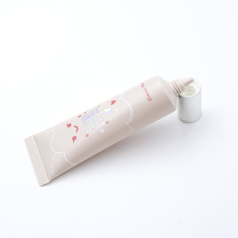 OEM15ML BB Foundation crema líquida punta para boquilla larga tapa de tornillo PE tubo cosmético embalaje protector solar crema para ojos con tubo exprimidor