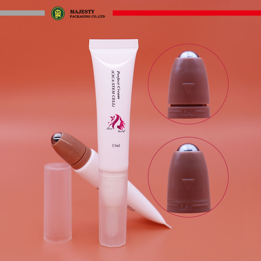 Tubos de embalaje de protector labial de plástico personalizados de 5ml/10ml/15ml con recipientes vacíos de bola inoxidable, tubo de brillo de labios de plástico