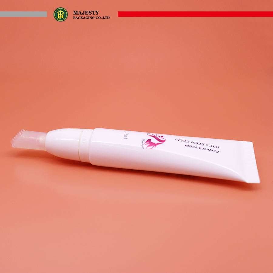 Mini tubos de embalaje de bálsamo labial de plástico, 5ml/10ml/15ml, con aplicador de silicona, contenedores vacíos para bálsamo labial, tubo exprimidor para masaje
