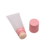 Corrector cremoso de tubo vacío suave de plástico OEM, 30ml/50ml, con aplicador de esponja, embalaje de maquillaje para rubor facial suave