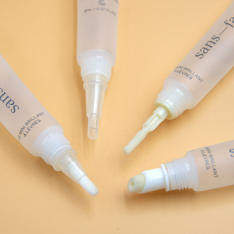 Tubos de brillo de labios de plástico vacíos con cabezal de cepillo, envase exprimidor de cosméticos limpio, embalaje para maquillaje, cuidado de labios