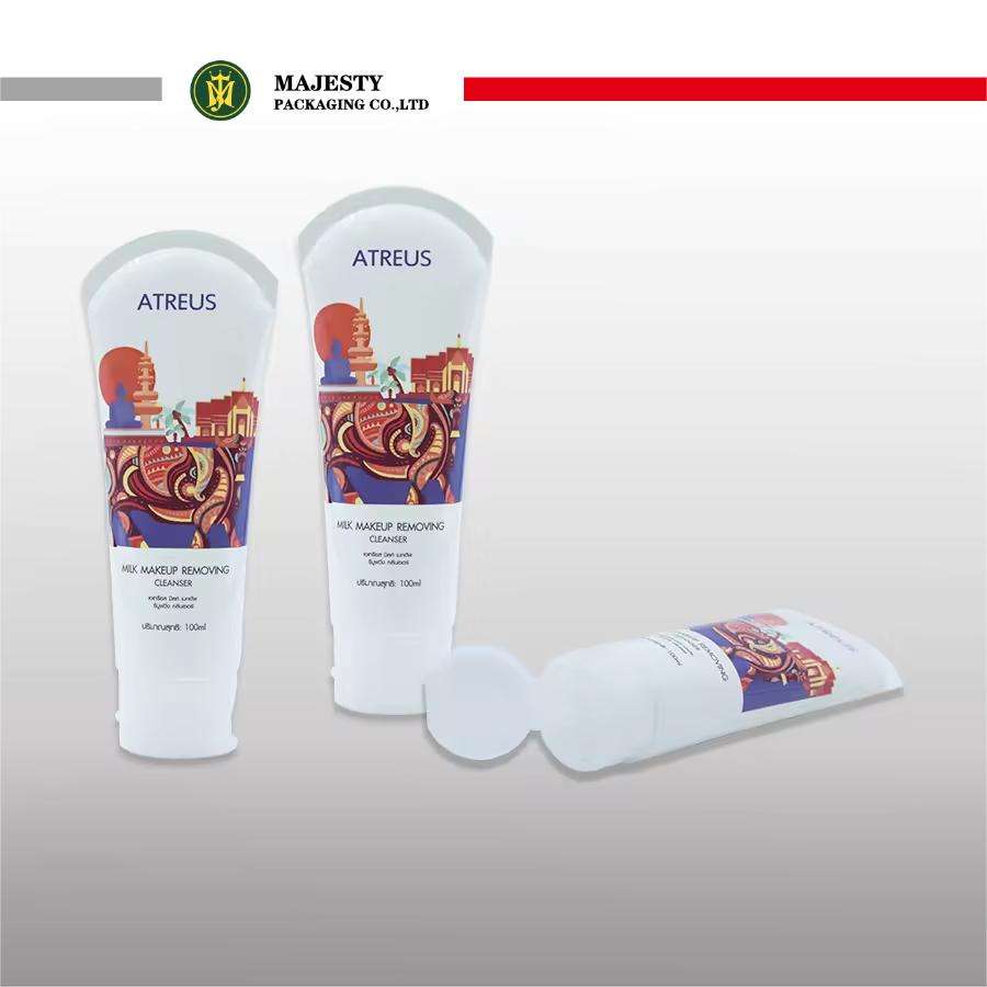 Tubo vacío personalizado de protector solar y champú, tubo de plástico PE de 60-150 ml para limpiador facial con tapa superior abatible