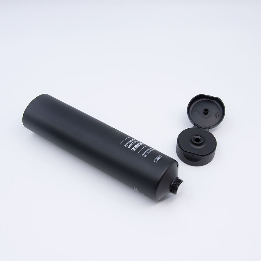 Tubos de empaquetado plásticos mate de encargo del cuidado de la piel de la tapa del tirón de la venta al por mayor del tubo cosmético del negro 60ml-100ml PE