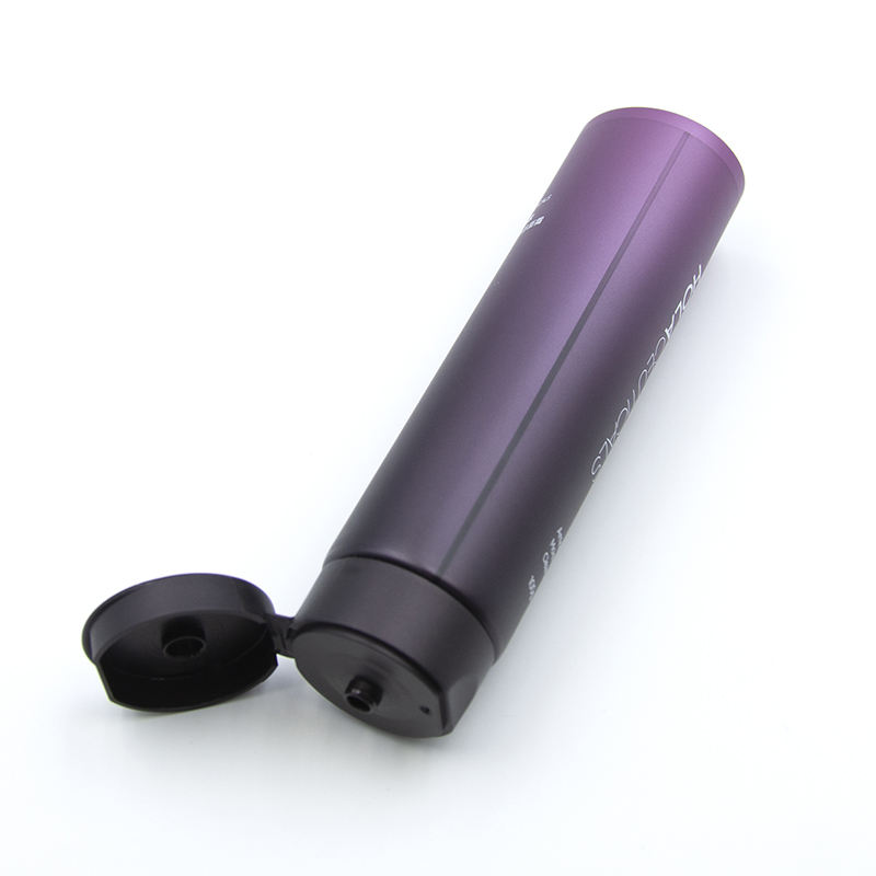 Tubo cosmético de plástico de fábrica para loción, crema de manos, limpiador facial, protector solar con tapa abatible