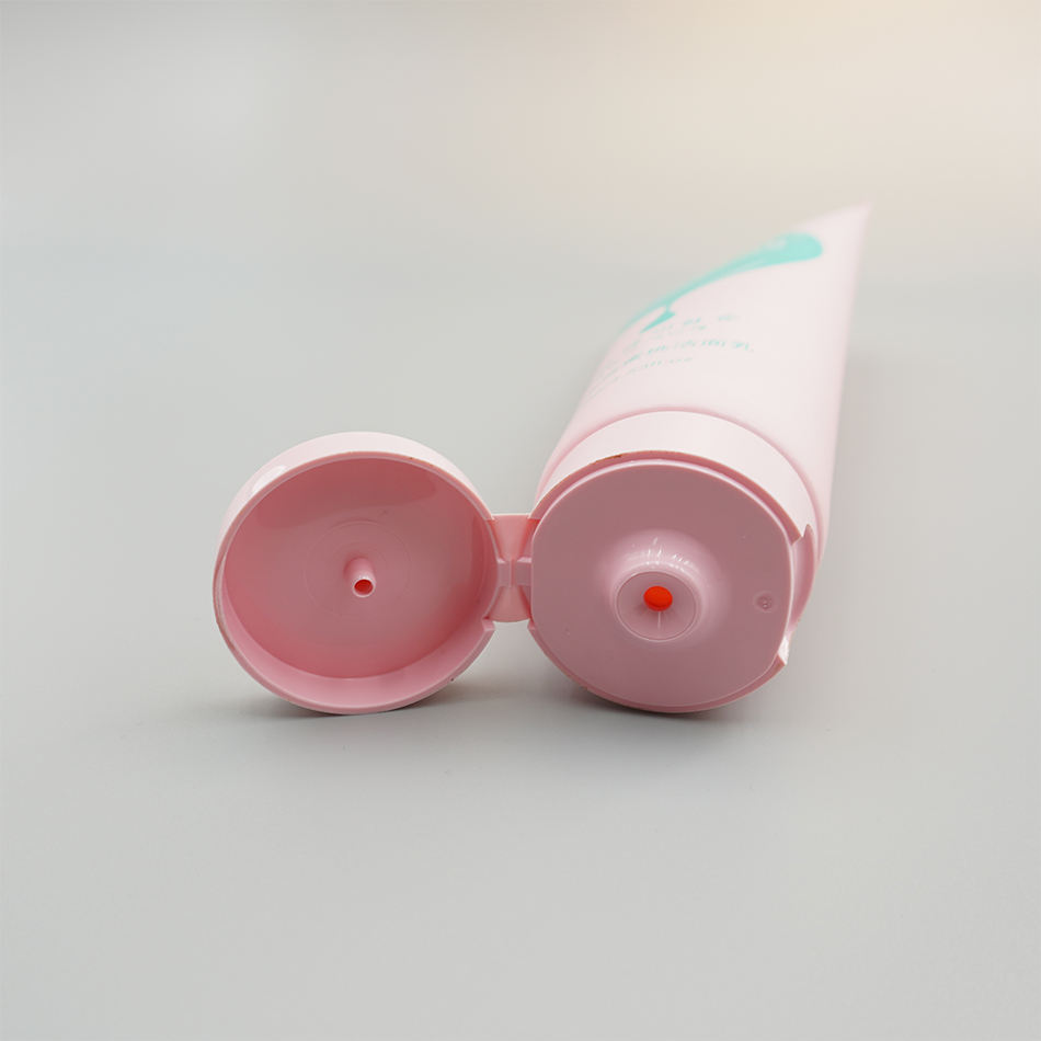 Máscara cosmética de plástico con tubo de embalaje de crema limpiadora facial con logotipo personalizado con tornillo o tapa abatible para lavado de cara