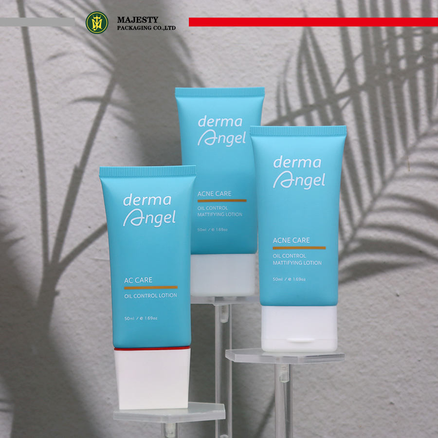 Tubo de plástico cosmético con tapa abatible para crema facial, embalaje de tubo de protección solar BB impreso con pantalla para el cuidado de la piel