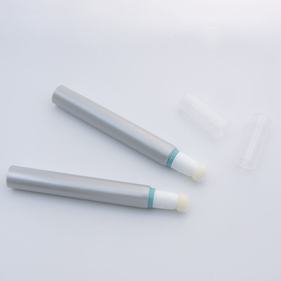 Tubo de plástico de pequeño volumen, embalaje de 5ml, 10ml, 15ml, colorete líquido, tubo corrector líquido, aplicador de cepillo de esponja suave, tubo cosmético