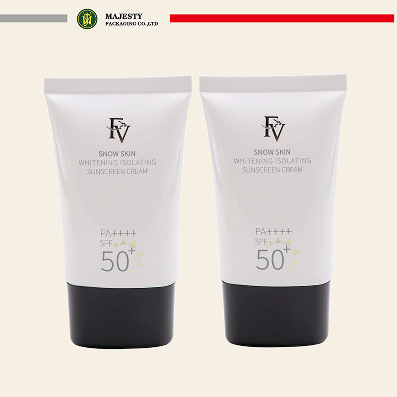 Tubos de plástico PE ovalados planos personalizados de 30 ml y 50 ml para crema protectora solar y base BB con empaque de tapón de rosca para cosméticos