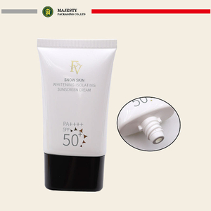 Tubos de plástico PE ovalados planos personalizados de 30 ml y 50 ml para crema protectora solar y base BB con empaque de tapón de rosca para cosméticos