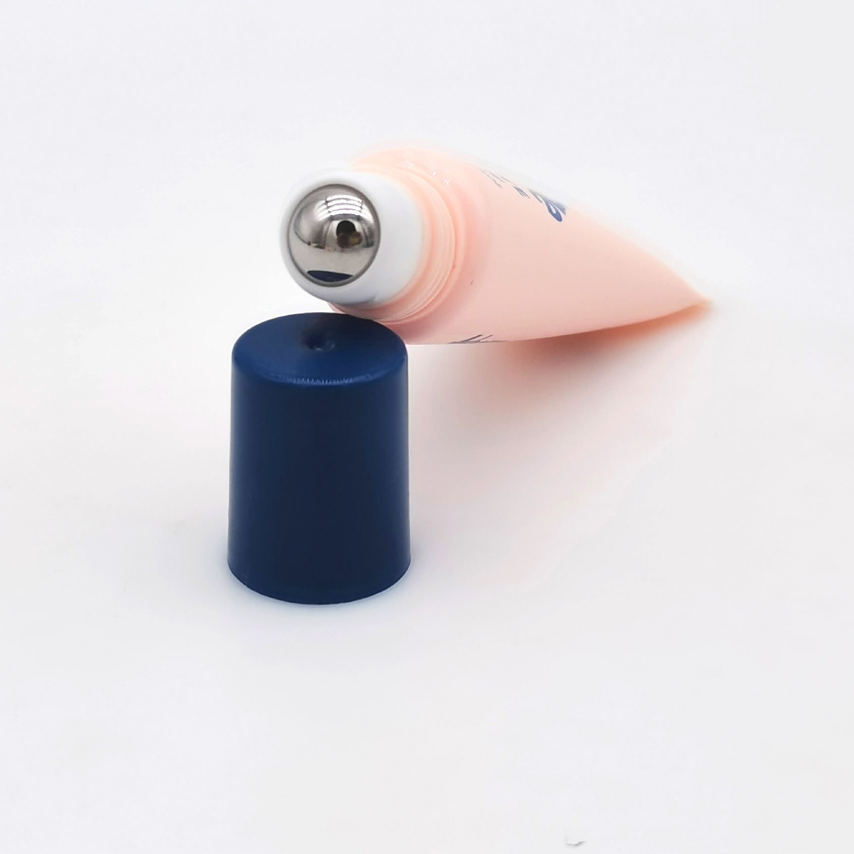 Tubos de brillo de labios cosméticos vacíos de diseño personalizado, embalaje de bolas de rodillo de metal para bálsamo labial, cuidado de labios, crema para ojos, uso de maquillaje