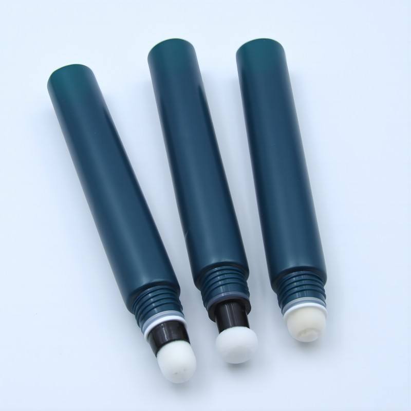 Tubo de crema para ojos personalizable, 15mL, 30mL, cuidado de la piel, aceite esencial, tubo de masaje, paquete de plástico, serigrafía, protector solar para labios