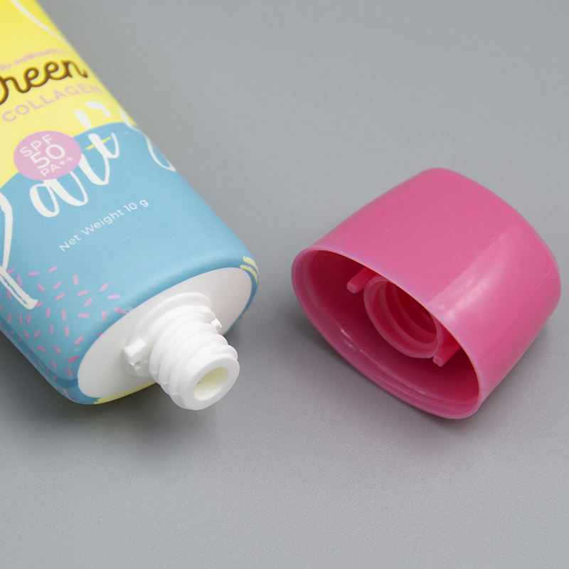 Tubo cosmético de plástico vacío Mini Squeeze de 3ml con logotipo personalizado para protector solar facial y tubo de base de mano para el cuidado facial