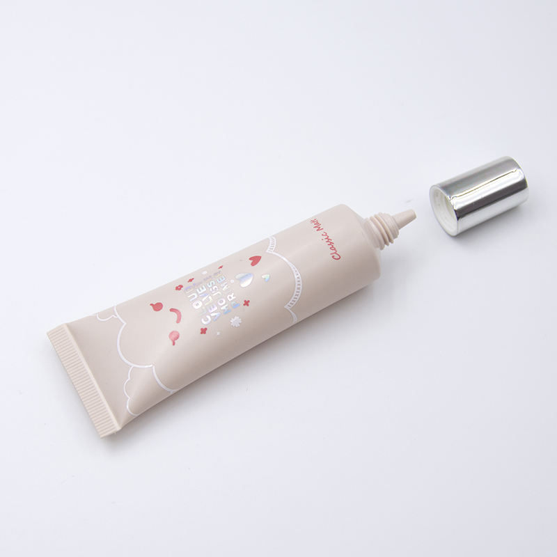 OEM15ML BB Foundation crema líquida punta para boquilla larga tapa de tornillo PE tubo cosmético embalaje protector solar crema para ojos con tubo exprimidor