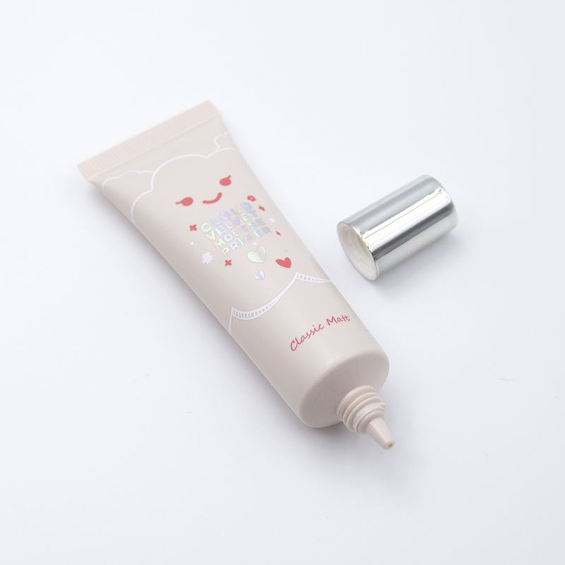 OEM15ML BB Foundation crema líquida punta para boquilla larga tapa de tornillo PE tubo cosmético embalaje protector solar crema para ojos con tubo exprimidor