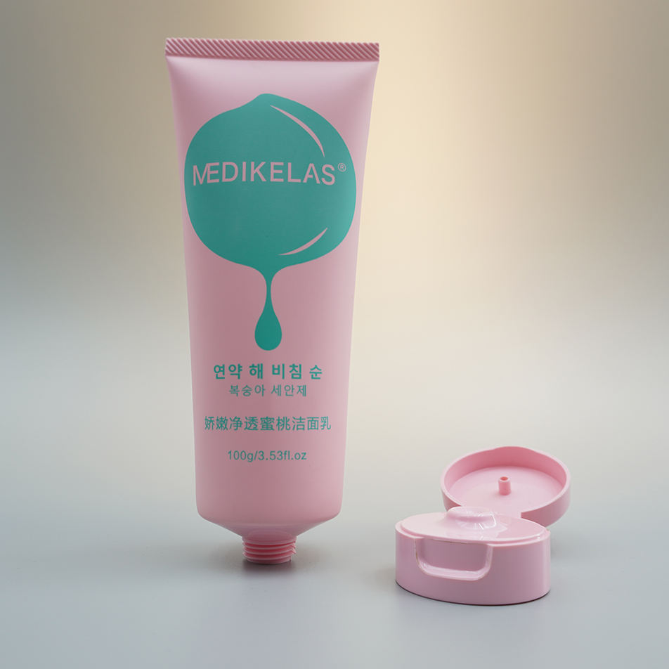 Máscara cosmética de plástico con tubo de embalaje de crema limpiadora facial con logotipo personalizado con tornillo o tapa abatible para lavado de cara