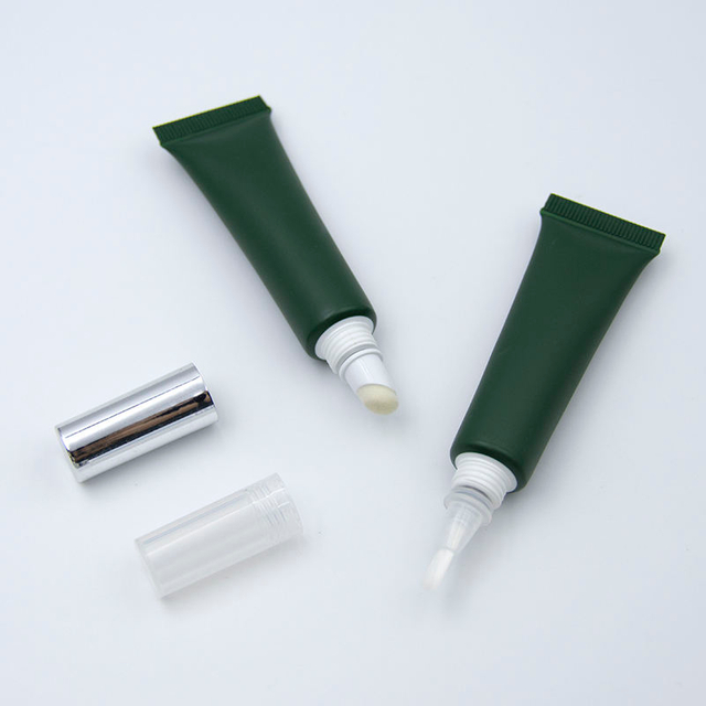 Envase cosmético de plástico vacío y suave, aceite para cutículas, aceite de esmalte de uñas, tubos de brillo de labios, cepillo aplicador de bálsamo labial, Spone