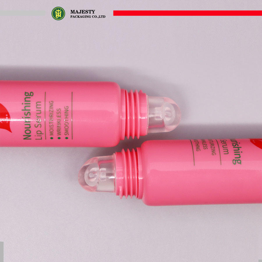 Tubos de empaquetado de la tapa del protector labial plástico de encargo con el tubo plástico del lustre del labio del aplicador del silicón