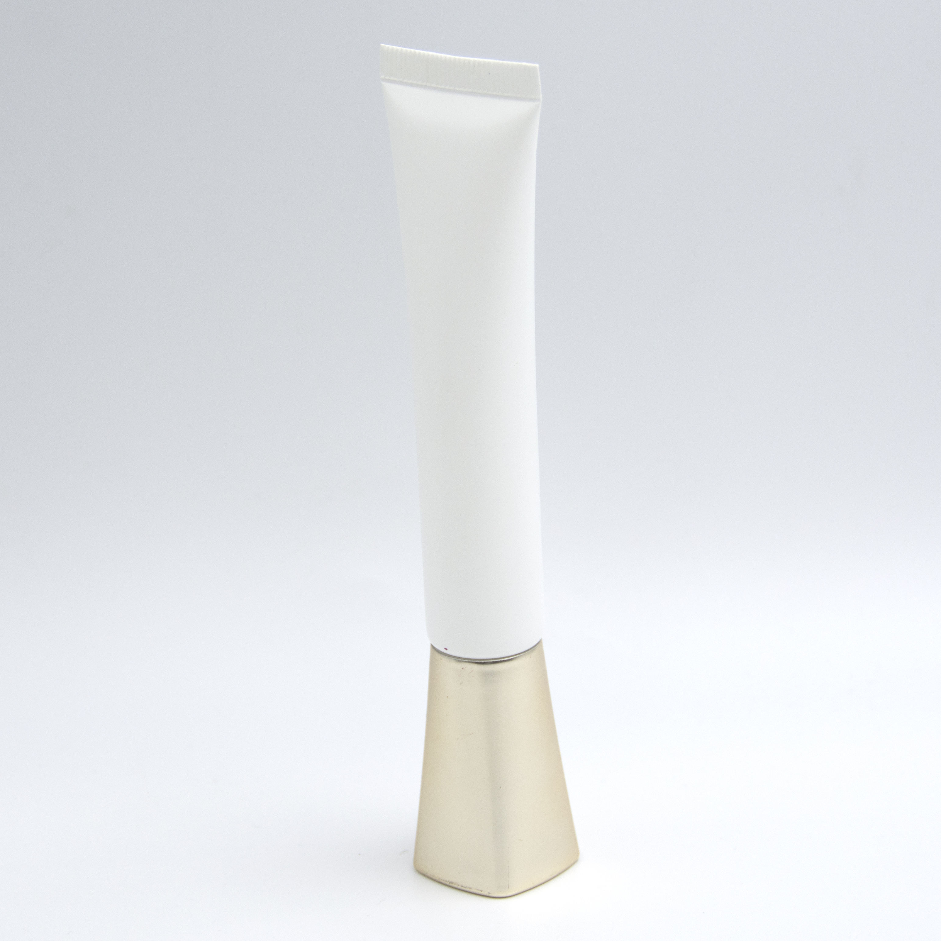 Tubo de crema para ojos de plástico PE de pequeño volumen, 10ml, 20ml, 30ml, con aplicador de boquilla puntiaguda, tubos de plástico cosméticos vacíos