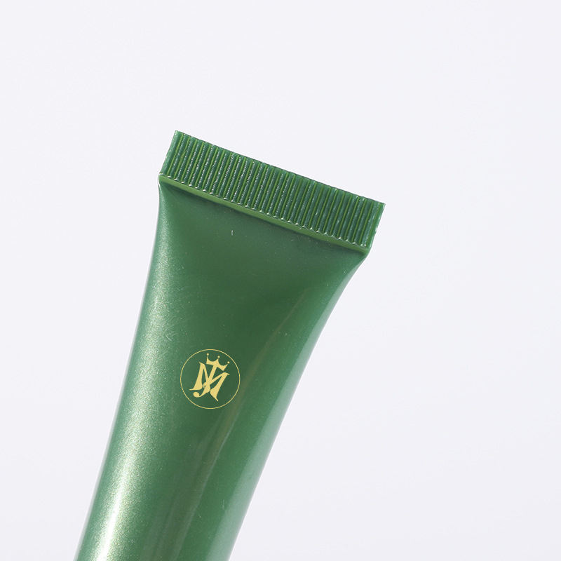 Tubo cosmético suave personalizado de la loción del apretón PE con los tubos de empaquetado del suero del ojo del aceite esencial de la bola de rodillo del masaje