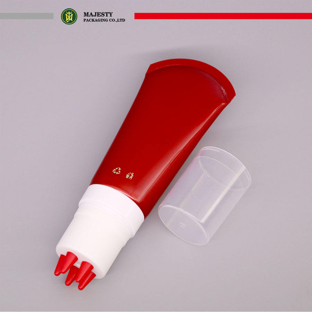 Tubo de masaje del cuero cabelludo con aplicador de silicona, tubo de plástico vacío de 50ml, embalaje cosmético para el cuidado de la piel, tubo de compresión suave