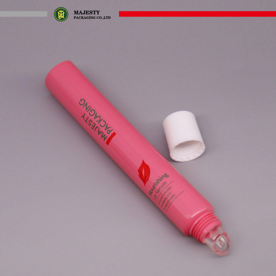 Tubos plásticos cosméticos modificados para requisitos particulares del brillo de labios del lápiz labial del aplicador del silicón de 19m m 15ml 20ml del apretón
