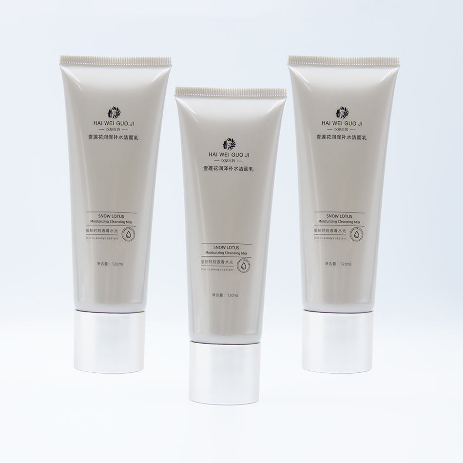 Venta al por mayor de tubos de plástico de compresión suave personalizados, 60ml, 100ml, 120ml, envases vacíos de PE, limpiador facial, protector solar para el cuidado de la piel