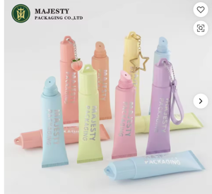 Venta al por mayor, llavero de 15ml, tubo de brillo de labios, Color de macarrón, embalaje exprimidor para bálsamo labial, Mini contenedor de cosméticos portátil de moda